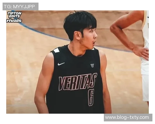 张博源分享明尼苏达大学访校定妆照展现新球衣风采引发关注